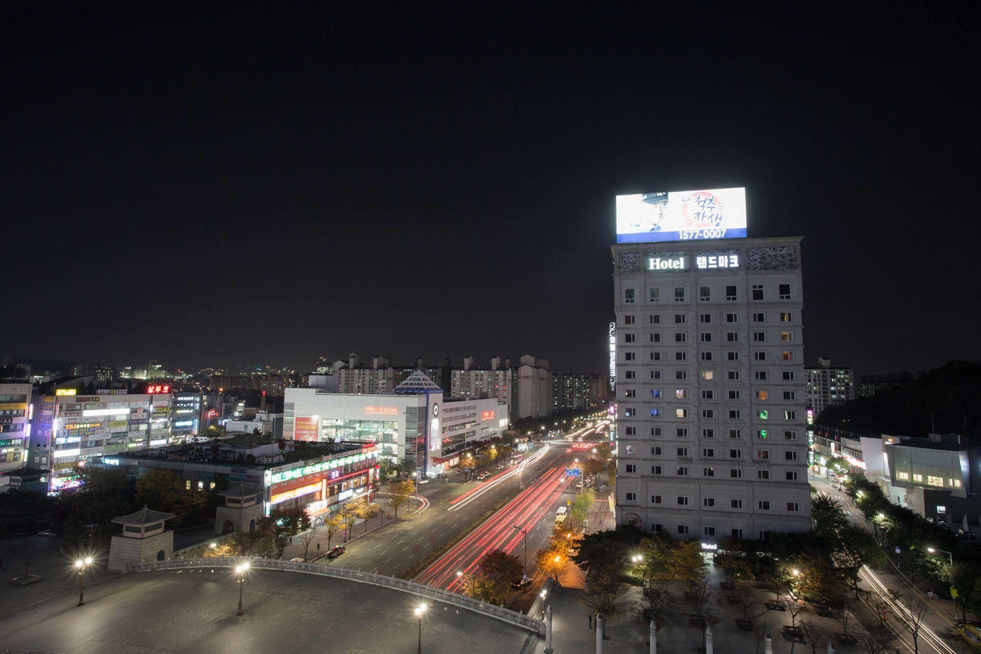 The Marevo Hotel Suwon Luaran gambar